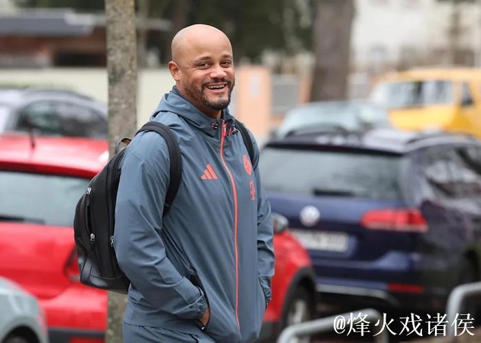 孔帕尼:穆西亚拉即将回归,期待雅克松前往非洲 孔帕尼:穆西亚拉即将回归,期待雅克松前往非洲